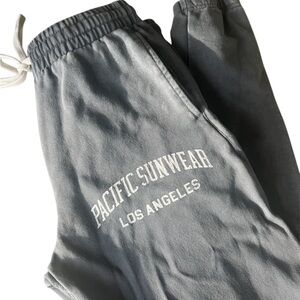 Pacsun Joggers Men’s Size Small / Gray Pacific Sunwear Joggers with drawstring